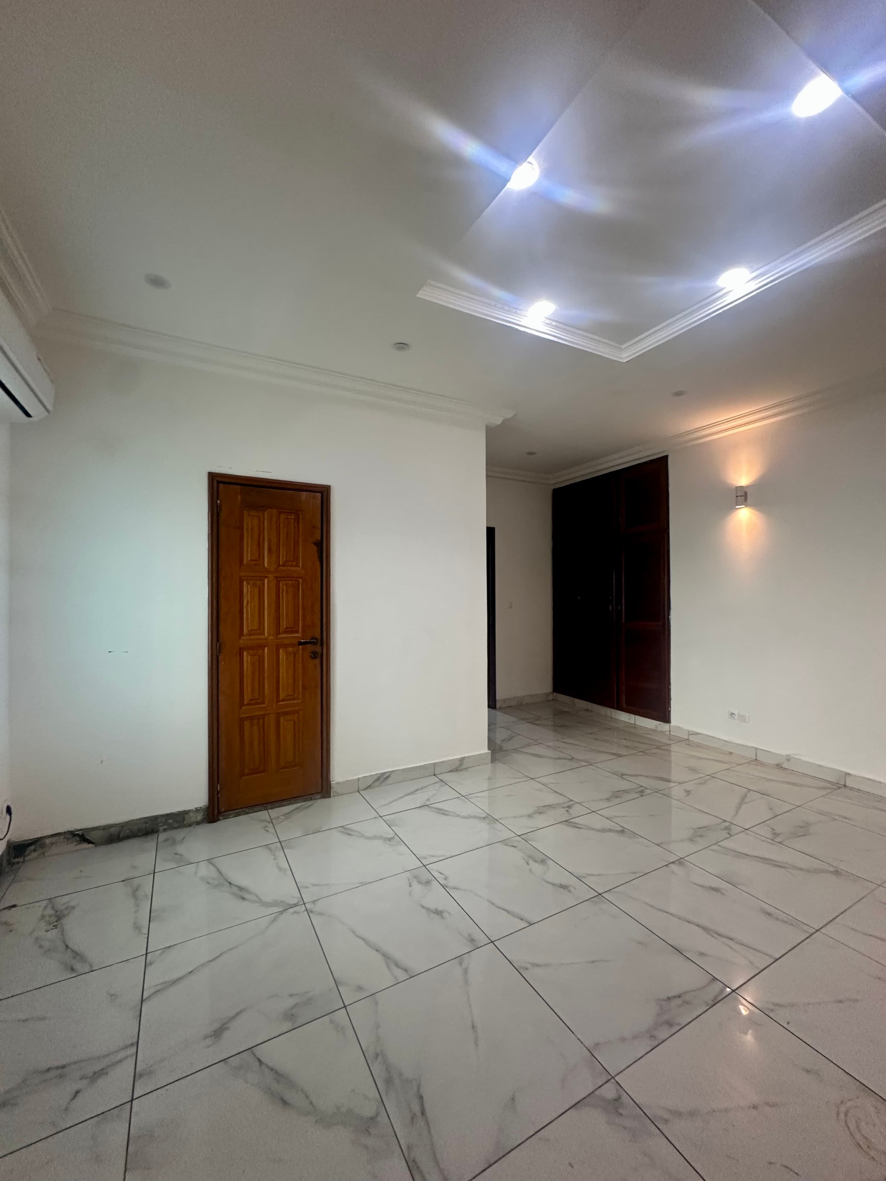 VILLA A LOUER - image 2