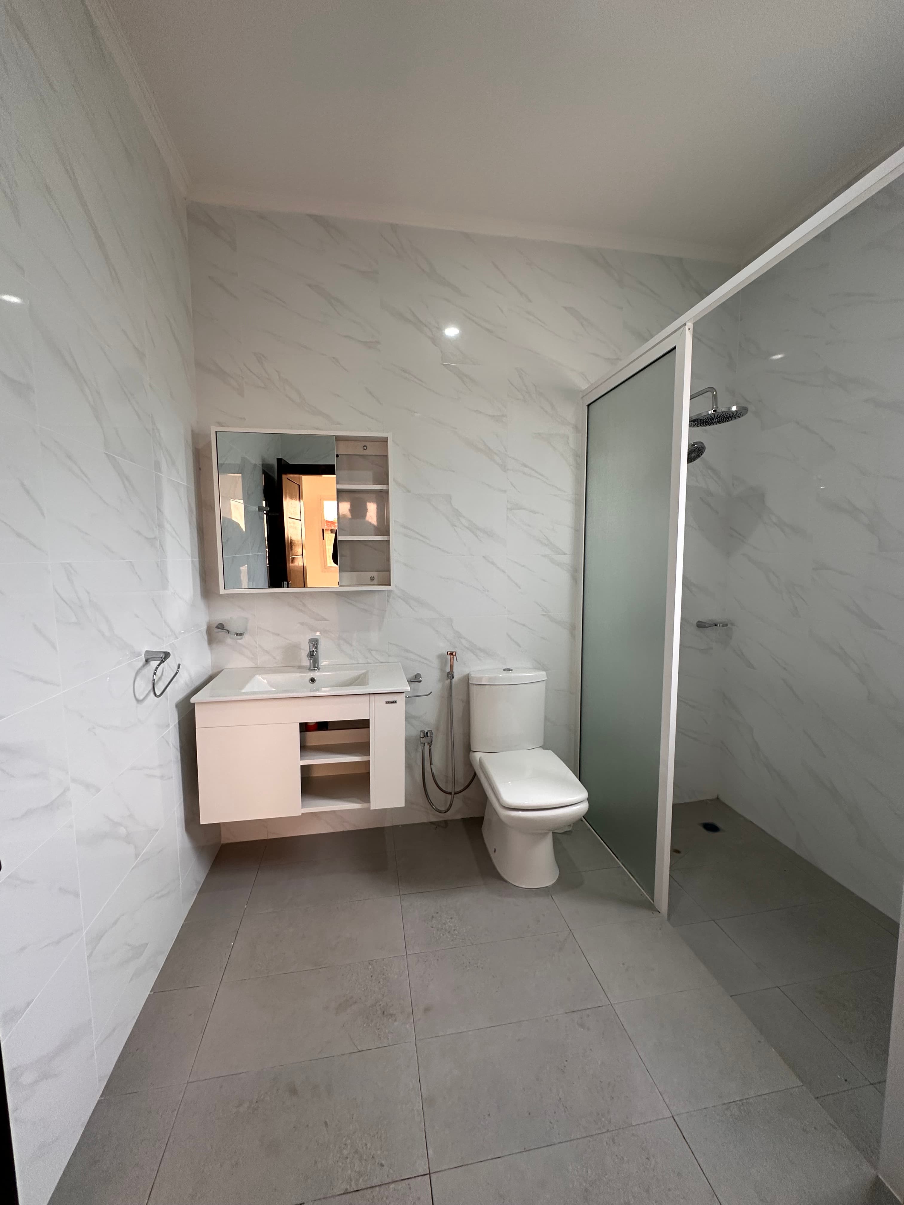 VILLA À VENDRE À ANGONDJE - image 10