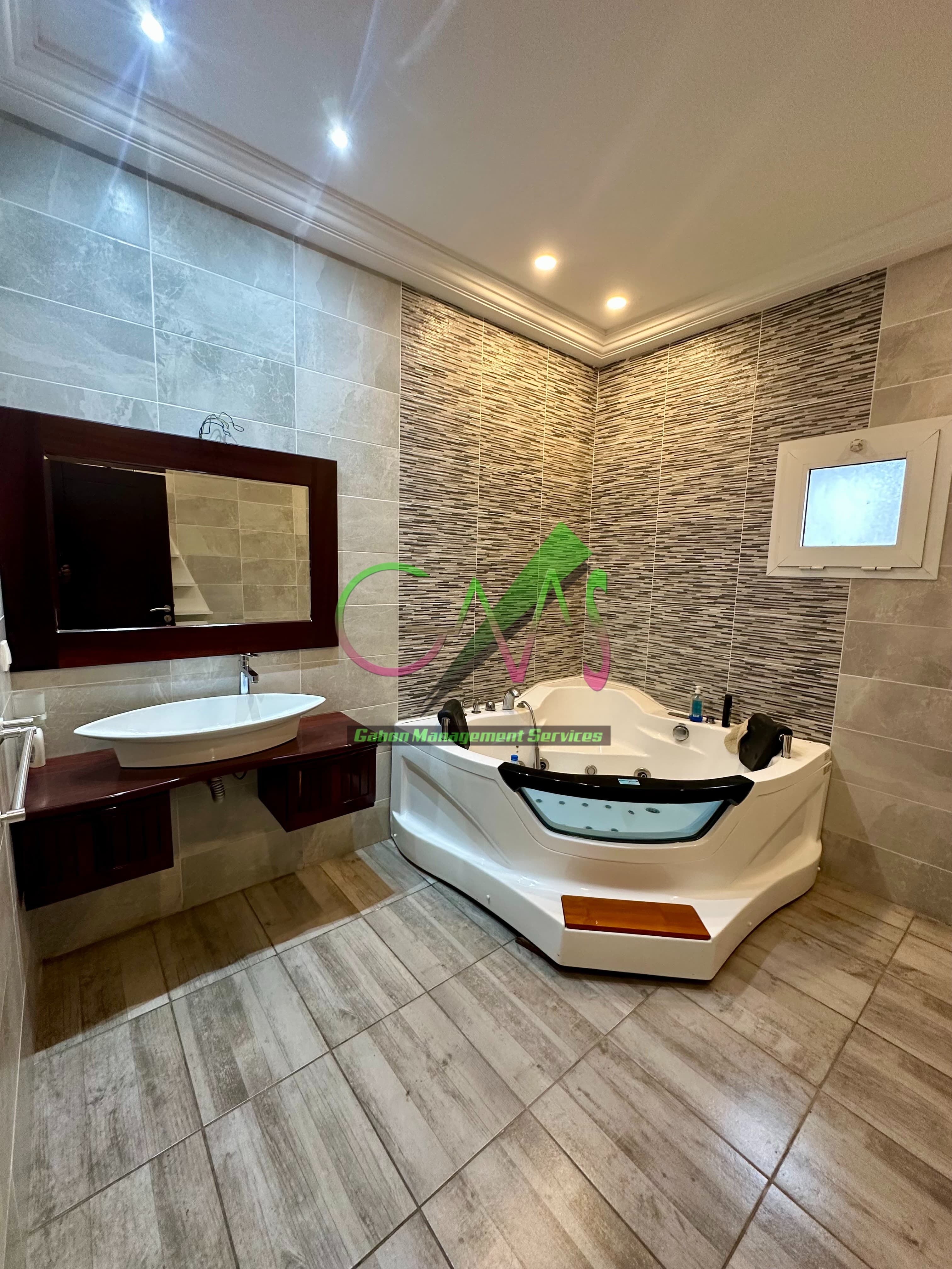 ESPACE COMMERCIAL A LOUER - image 9