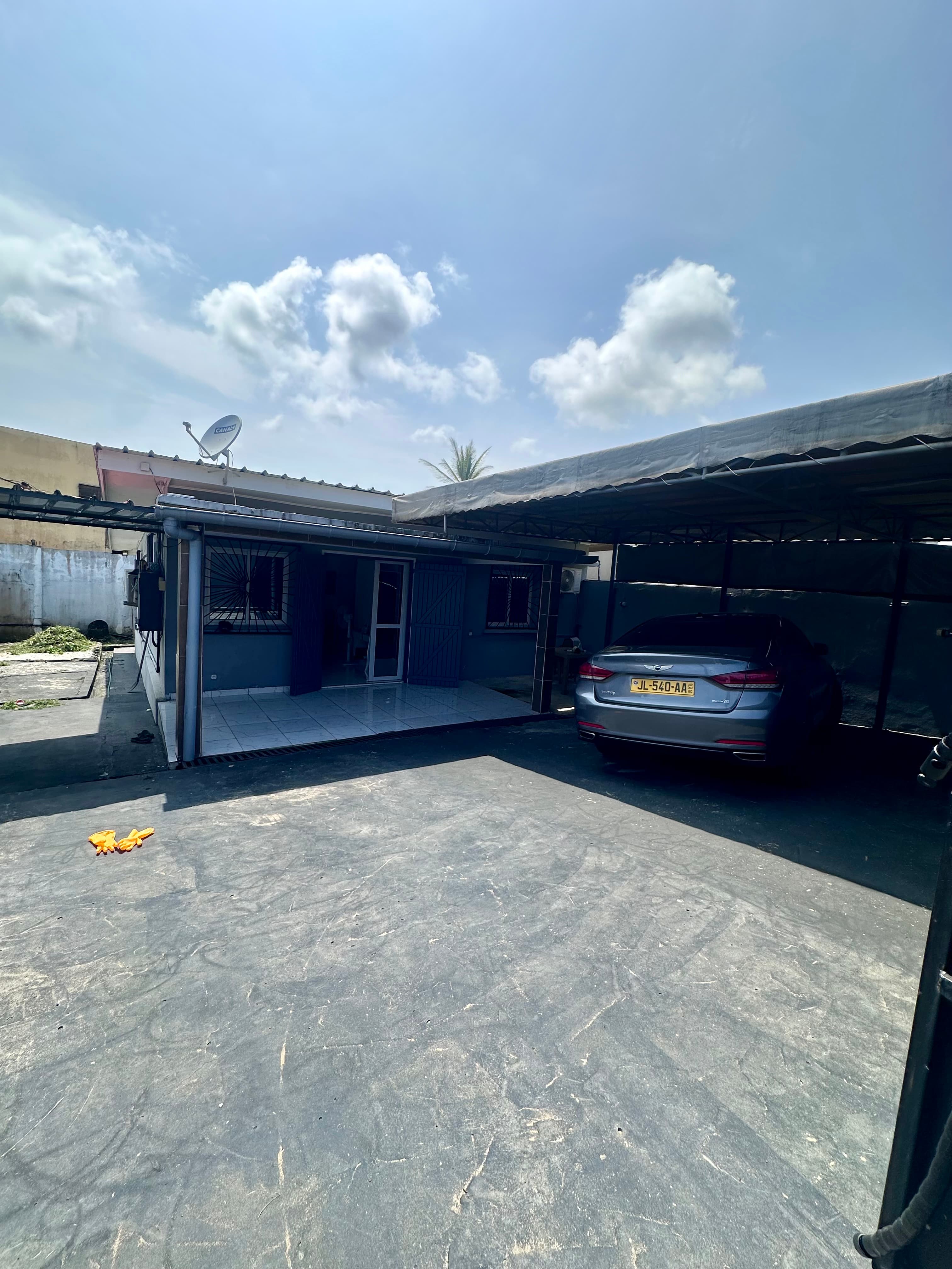 STUDIO A LOUER À GLASS - image 1